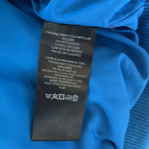 GIFTED * Urban Outfitters - Lily Ulta Crop Puffer Jacket, BLUE - XXL - NWT - Picture 14 of 16